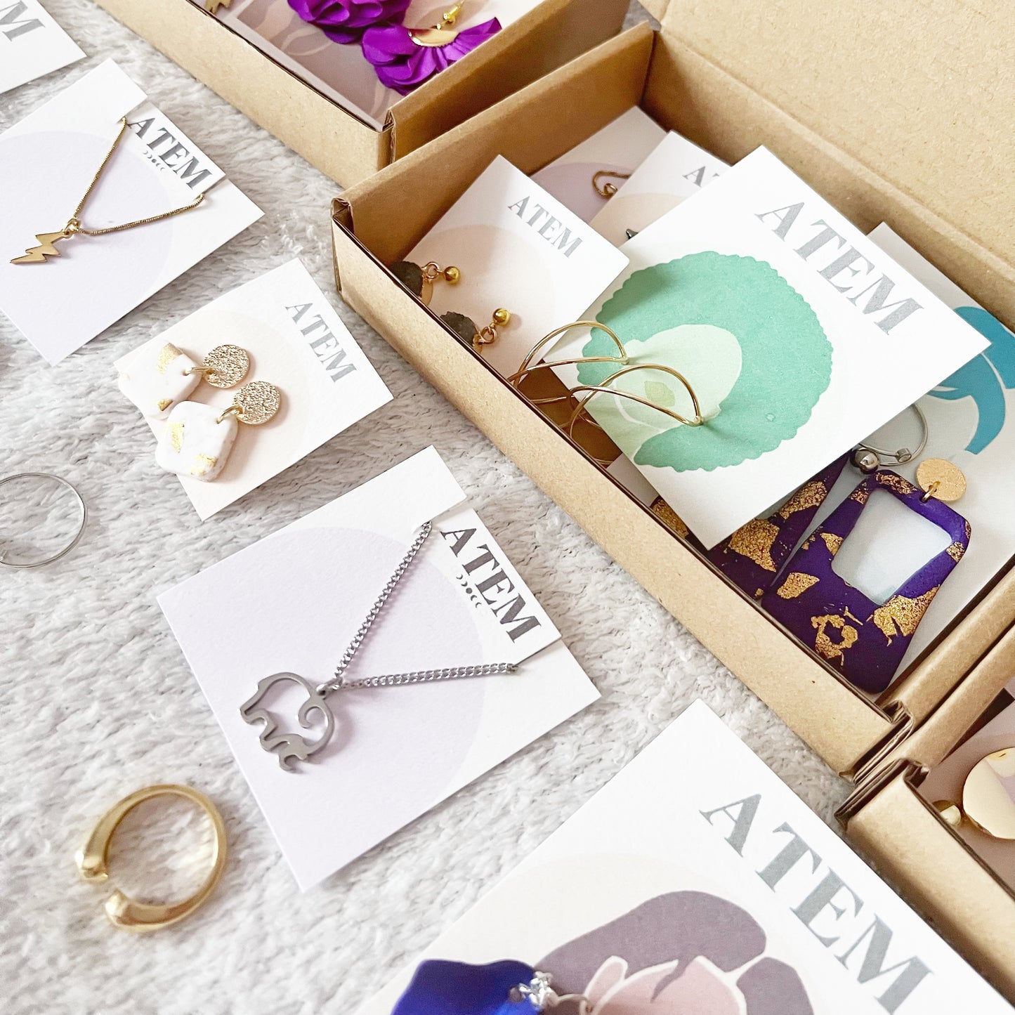 📦MYSTERY BOX