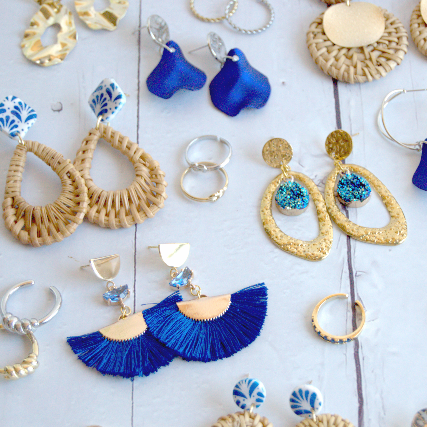 Pendientes Febe